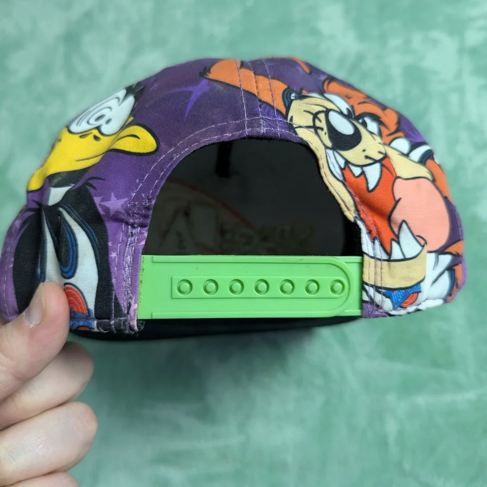 Looney Tunes Space Jam 25th Anniversary Snapback - Picture 4 of 7